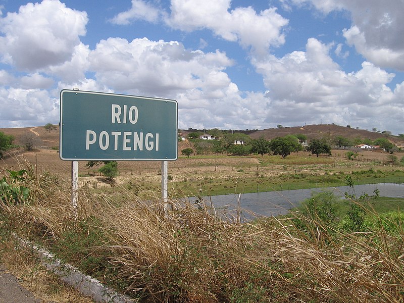 File:Rio-Poteng-BR304.jpg