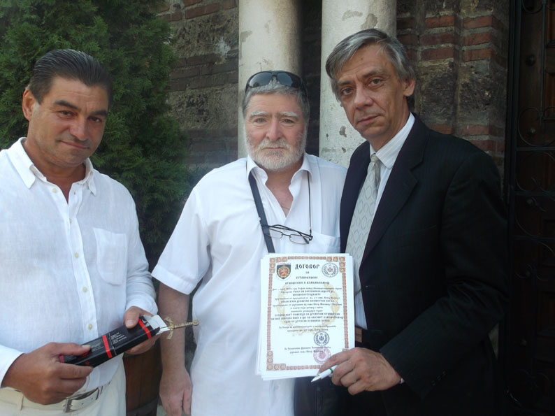 File:Signing the Alyans pact between Union of veterans of Bulgarian army and Principality of Ongal.jpeg