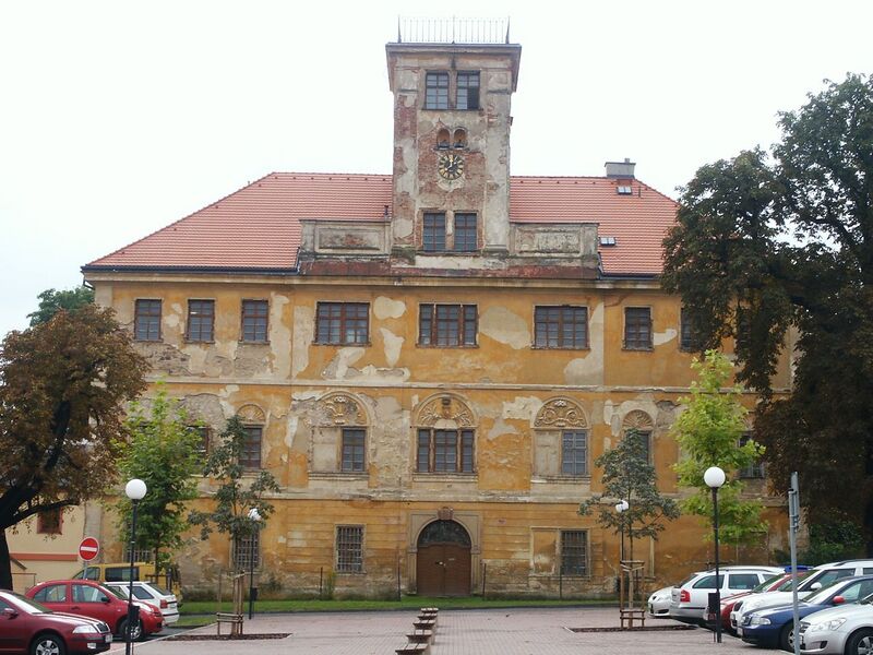 File:1280px-Praha Kunratice zamek.jpg
