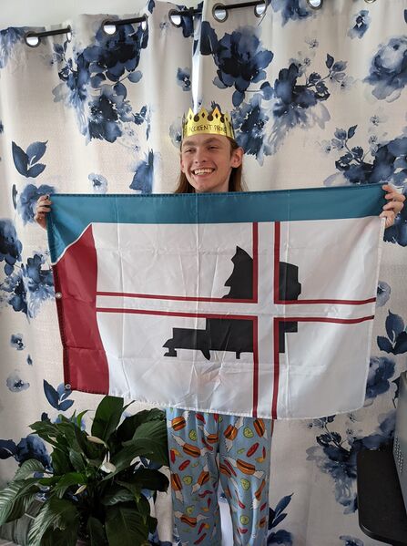 File:Andrew Stuller with the Flag of Northwood-Oregon.jpg
