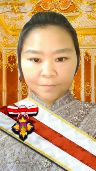 File:Queen Patcharee Duke Of Senachai.png