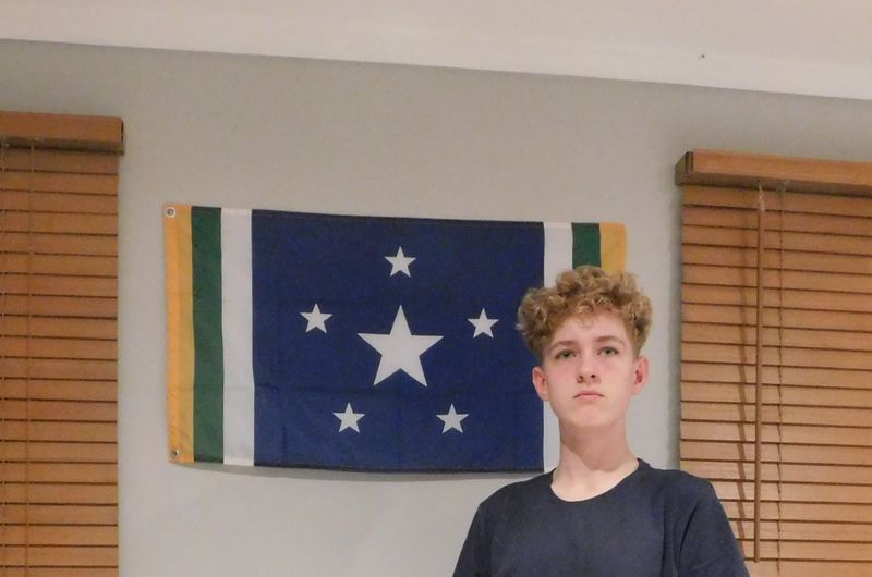 File:Daniel Roscoe Australis Flag.jpg