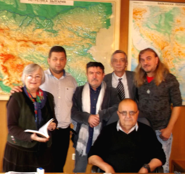 File:The Prince of Ongal with scientist and artists on dht foundin of The Boyana club for support of the Bulgarian state and nation.jpg