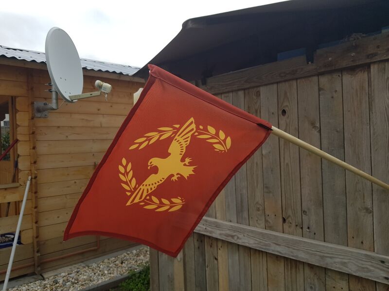 File:Flavium Flag at the Castle.jpg