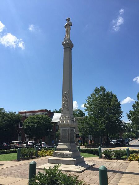 File:Confederate Monument, Franklin, Tennessee.jpg