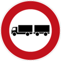 No heavy goods vehicles with trailers