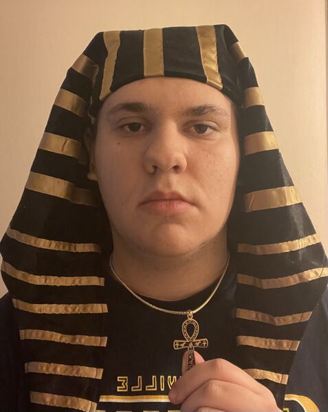 File:Akhenaten II.jpg