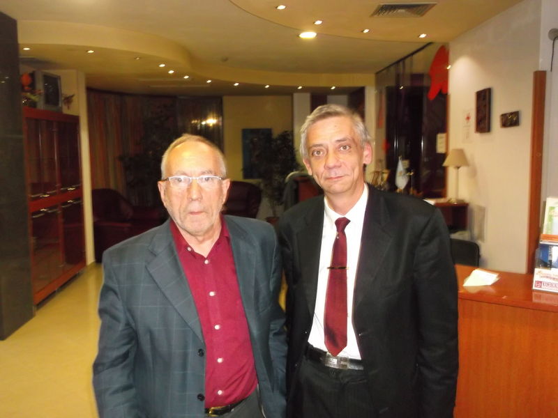 File:Prince of Ongal after the meeting with US top expert of national and global sequrity Alex Alexiev.JPG